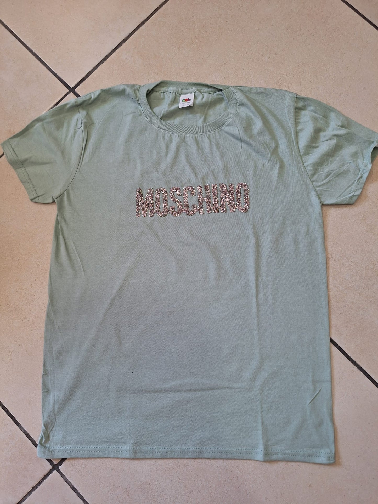 T-shirt manica corta con brillantini rialzati